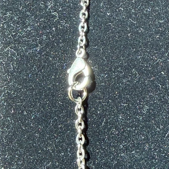 Gucci Silver Necklace with Iconic Pendant